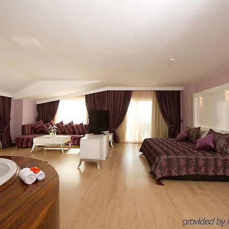 Roma & (adults Only) 5* Side